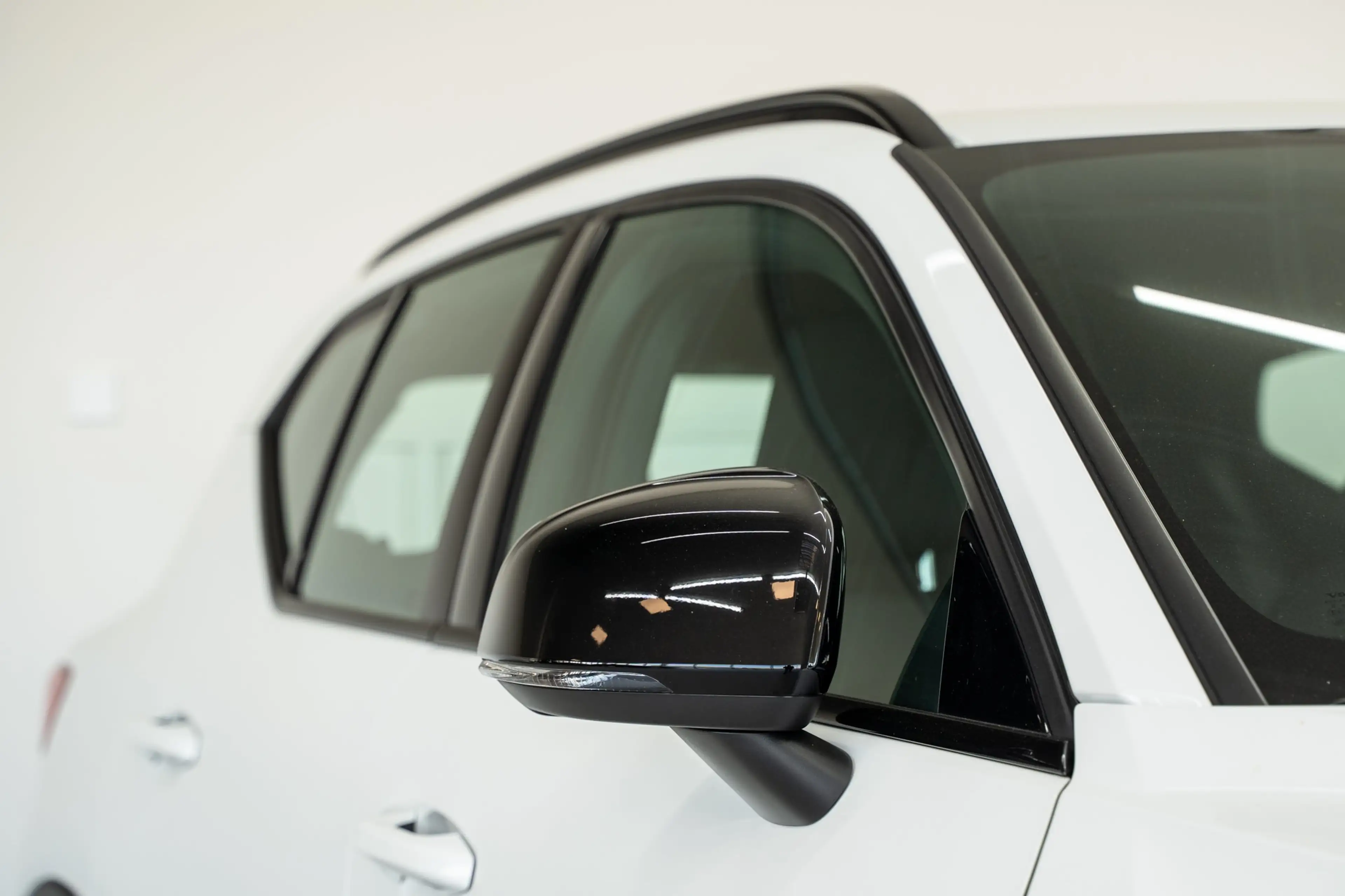 Volvo EX40 252PK Extended Range 82 kWh Plus | Trekhaak | Clim — photo 31