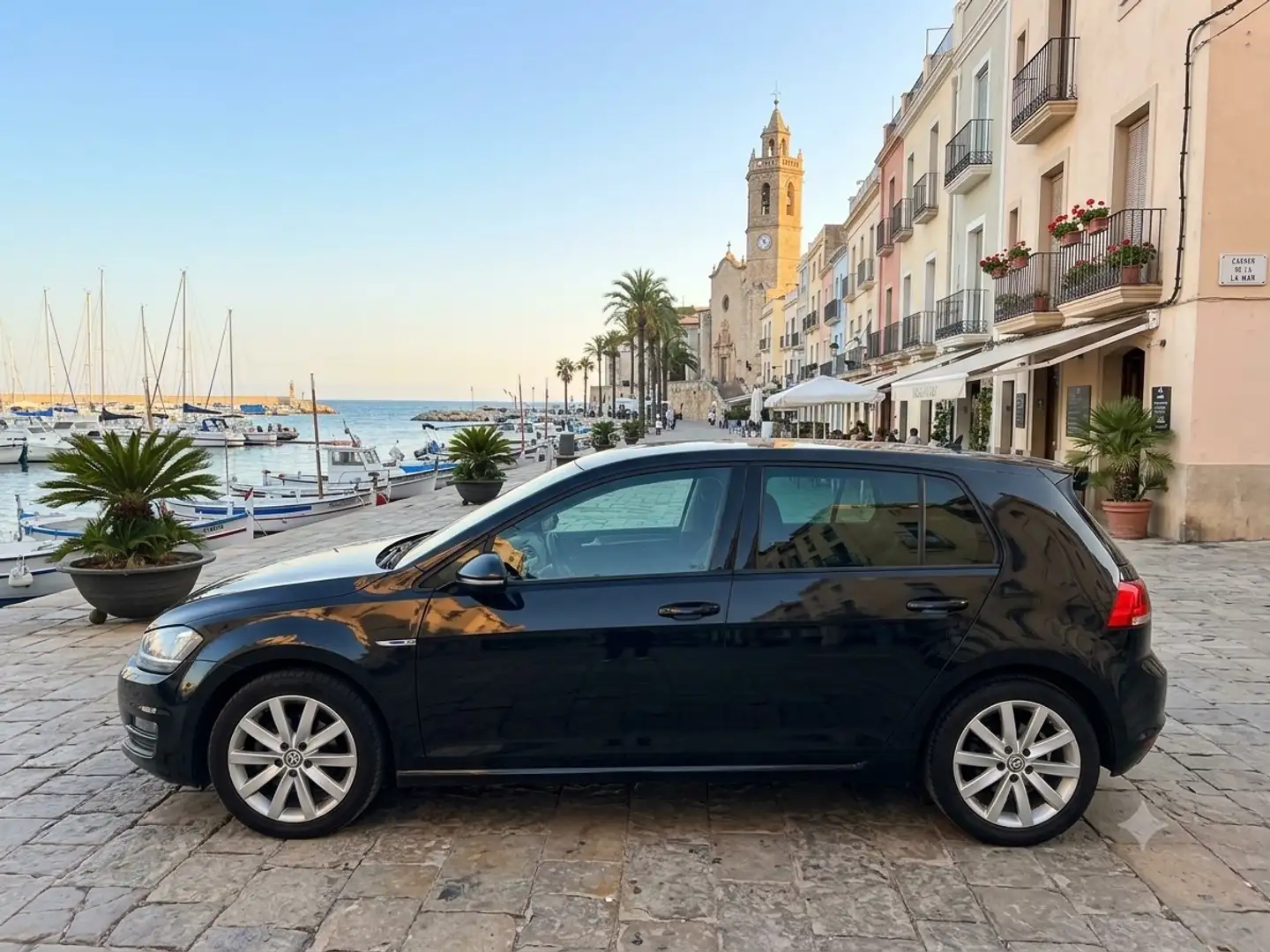Volkswagen Golf 1.6TDI CR BMT Bluemotion 110 - 1