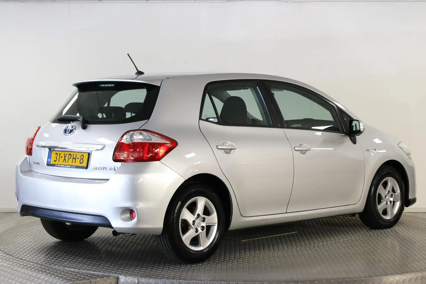 Toyota Auris 1.8 Full Hybrid Business Clima | Camera | Lichtmet Grigio - 2