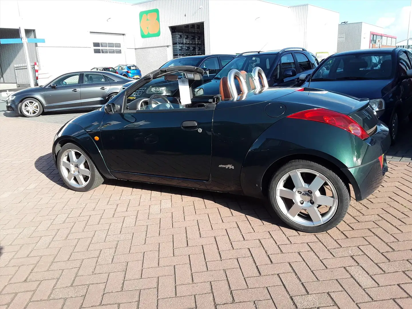 Ford Ka/Ka+ 1.6 STREETKA ST Grün - 2