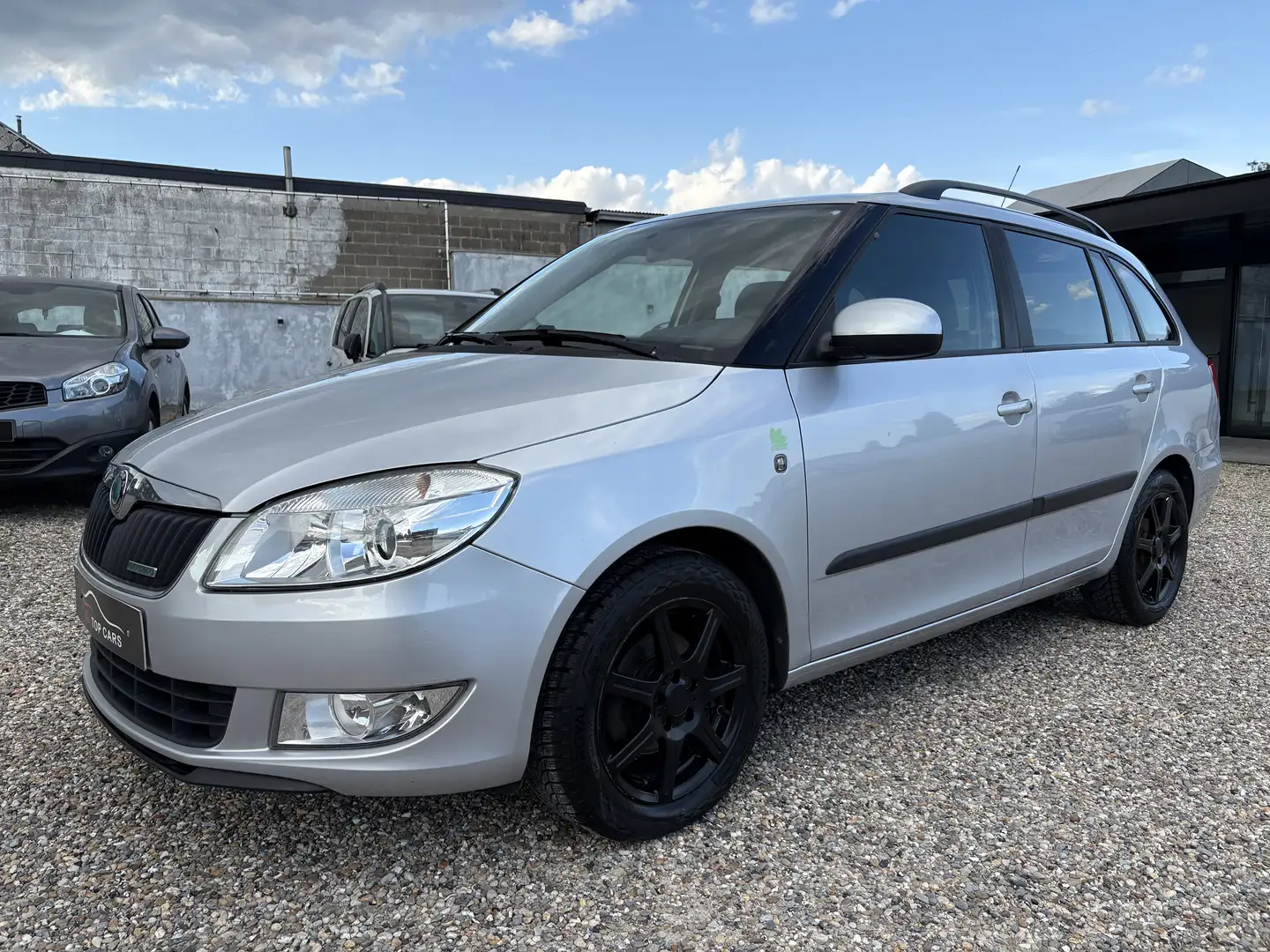 Skoda Fabia 1.2 CR TDi GreenLine ** 12 Mois De Garantie ** Gris - 1