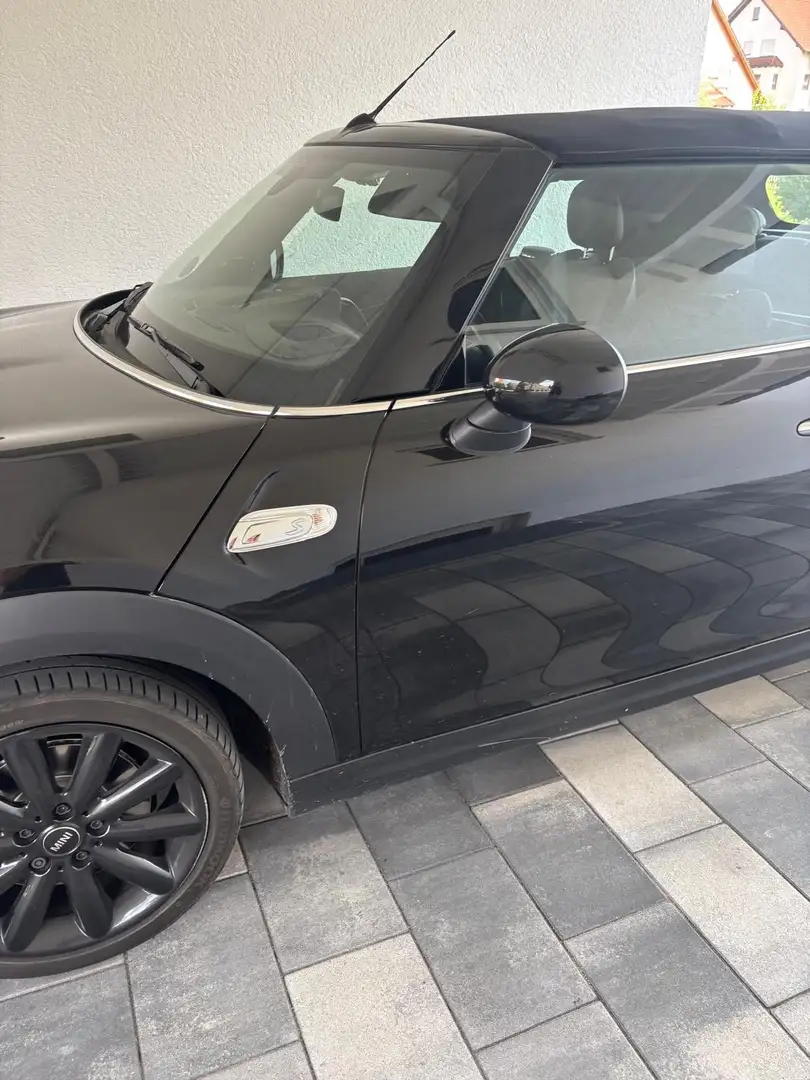 MINI Cooper S Cabrio Schwarz - 2