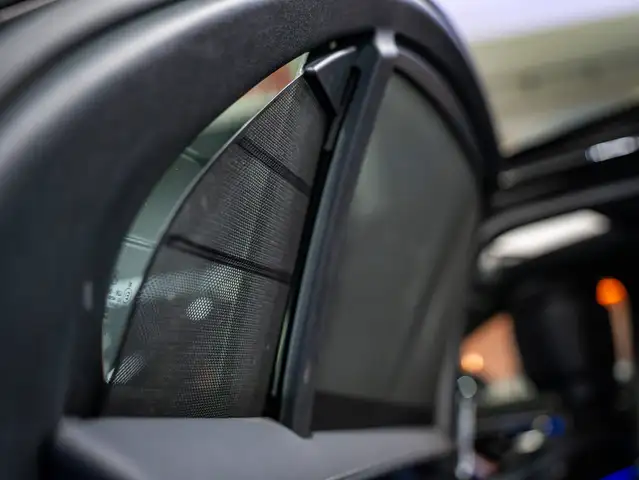 Mercedes-Benz S-Class view 14