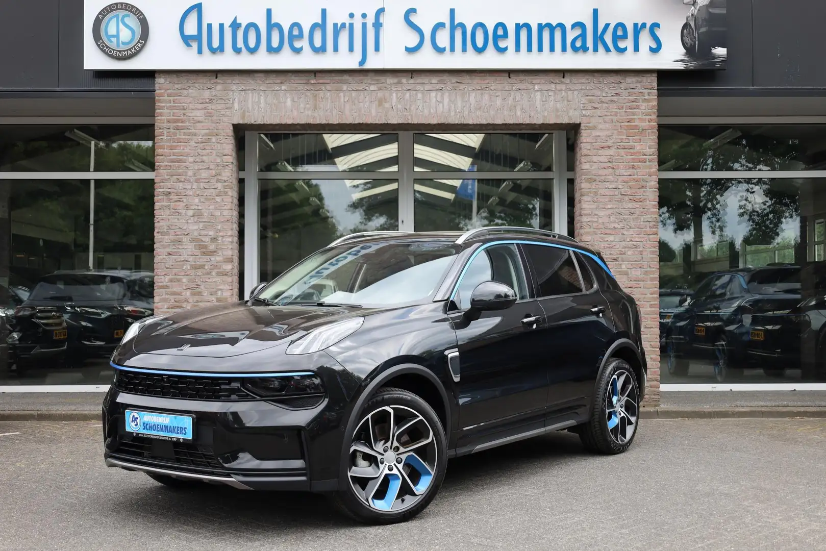 Lynk & Co 01 1.5 261PK! 6.6Kwh LADEN! 360-CAMERA PANO/SCHUIF IN Noir - 1