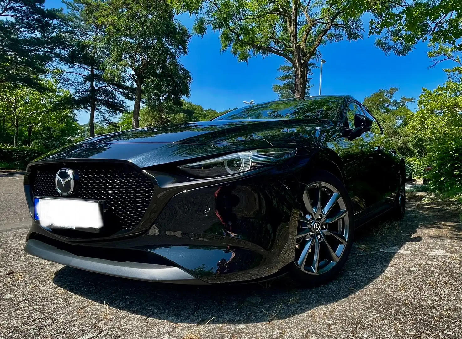 Mazda 3 Selection Schwarz - 1
