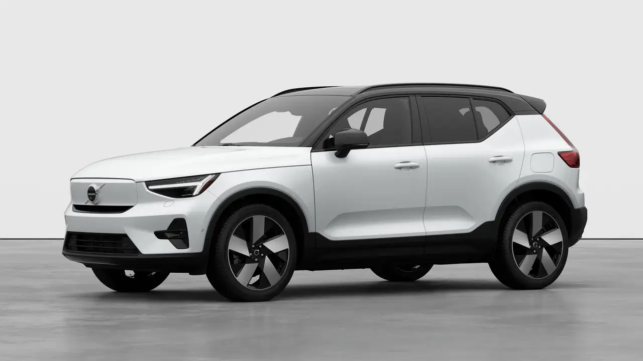 2026 Volvo EX40