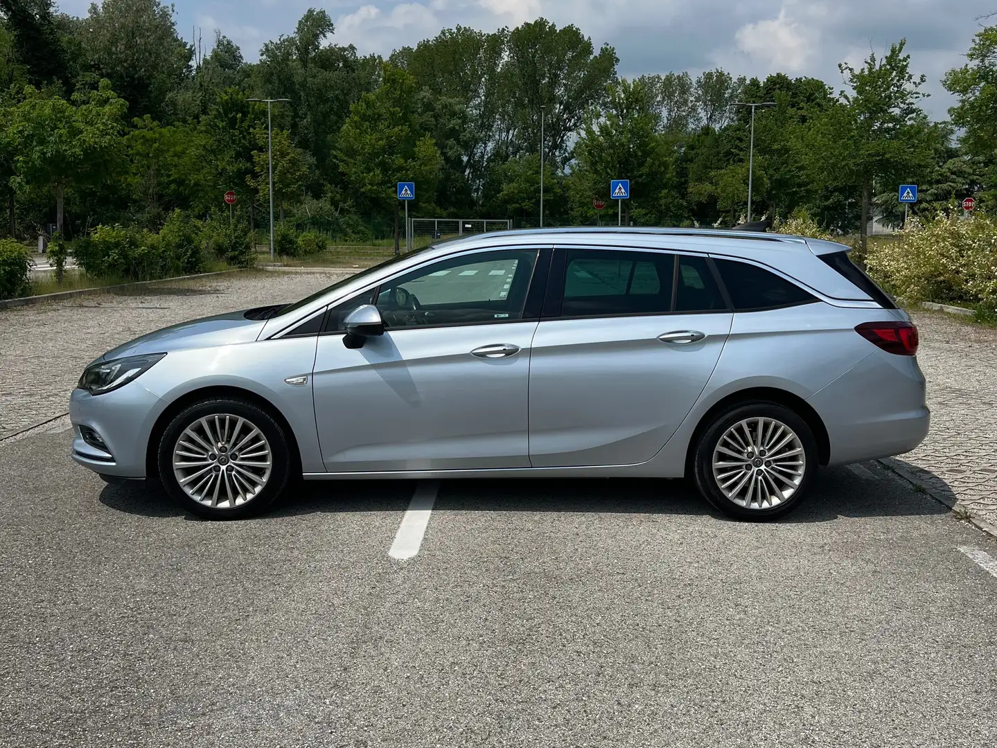 Opel Astra Astra Sports Tourer 1.6 CDTi innovation Blu/Azzurro - 2