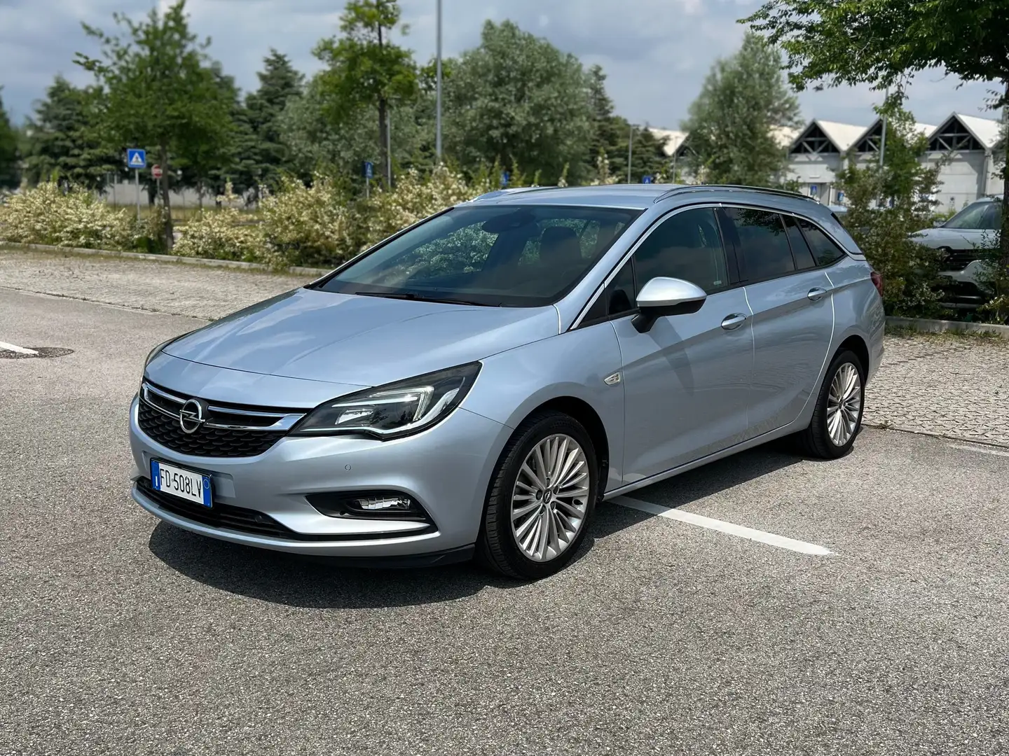 Opel Astra Astra Sports Tourer 1.6 CDTi innovation Blu/Azzurro - 1