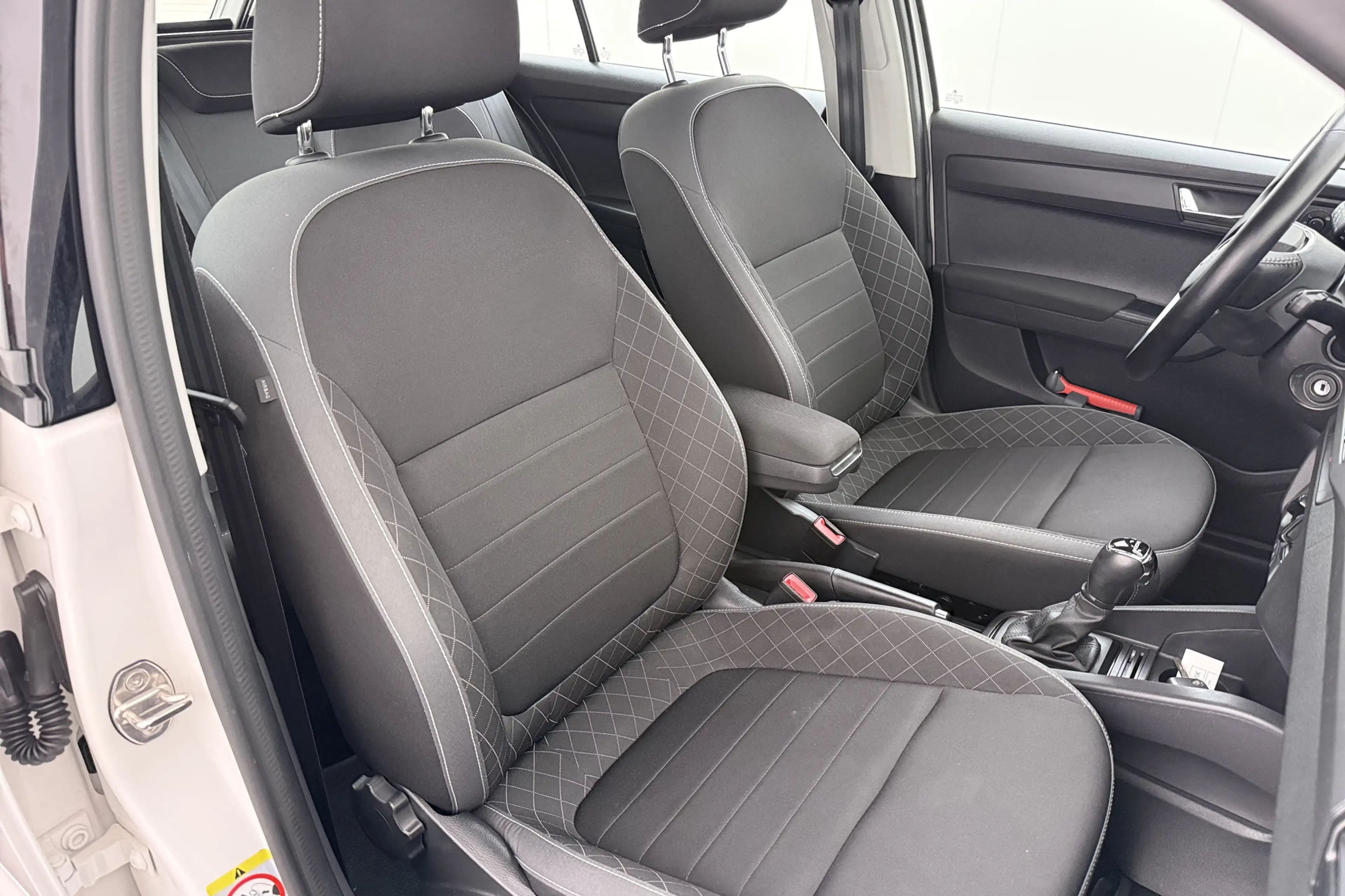 Skoda Fabia Combi 1.0 TSI Aut. Business Carplay Park.Sens Crui — photo 14
