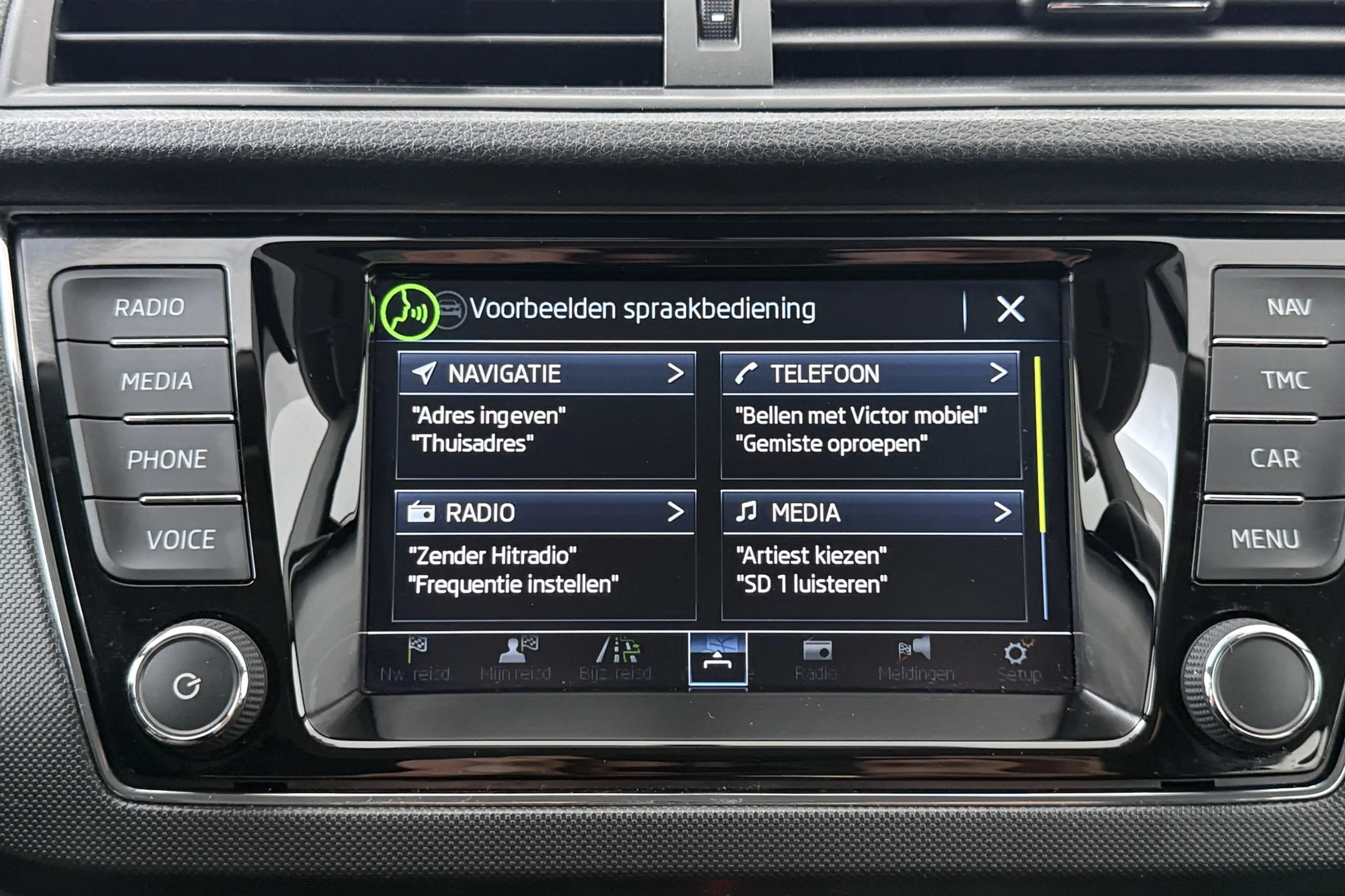 Skoda Fabia Combi 1.0 TSI Aut. Business Carplay Park.Sens Crui — photo 24