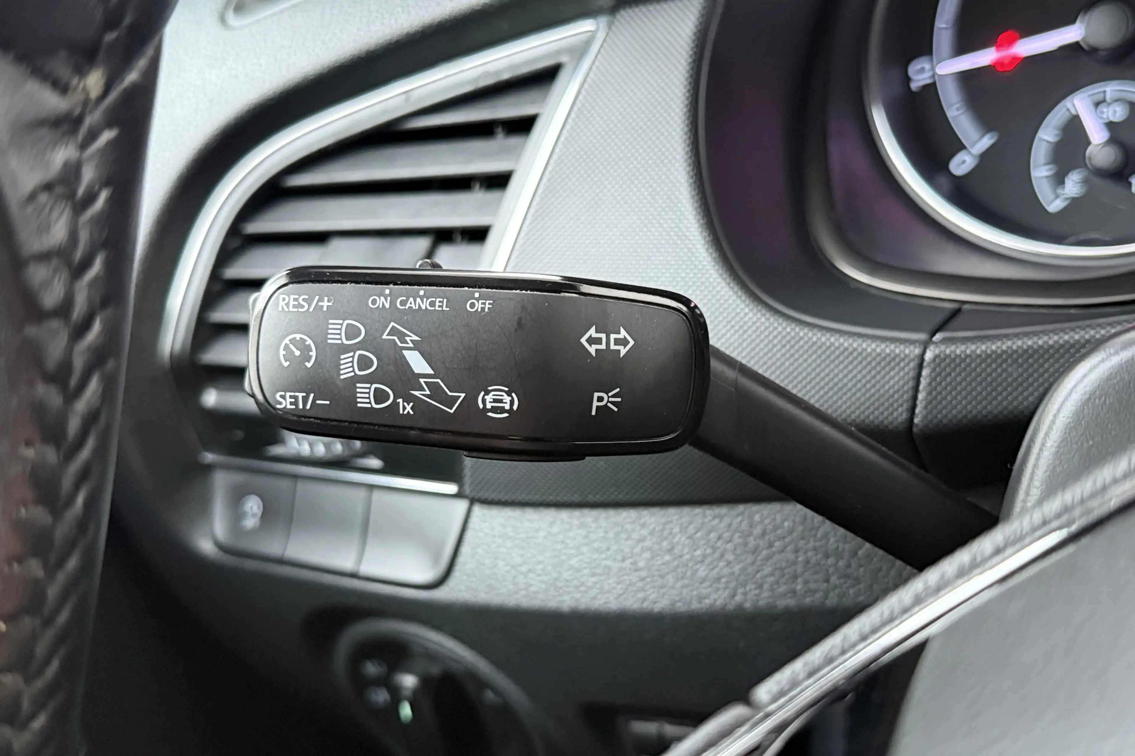 Skoda Fabia Combi 1.0 TSI Aut. Business Carplay Park.Sens Crui — photo 20