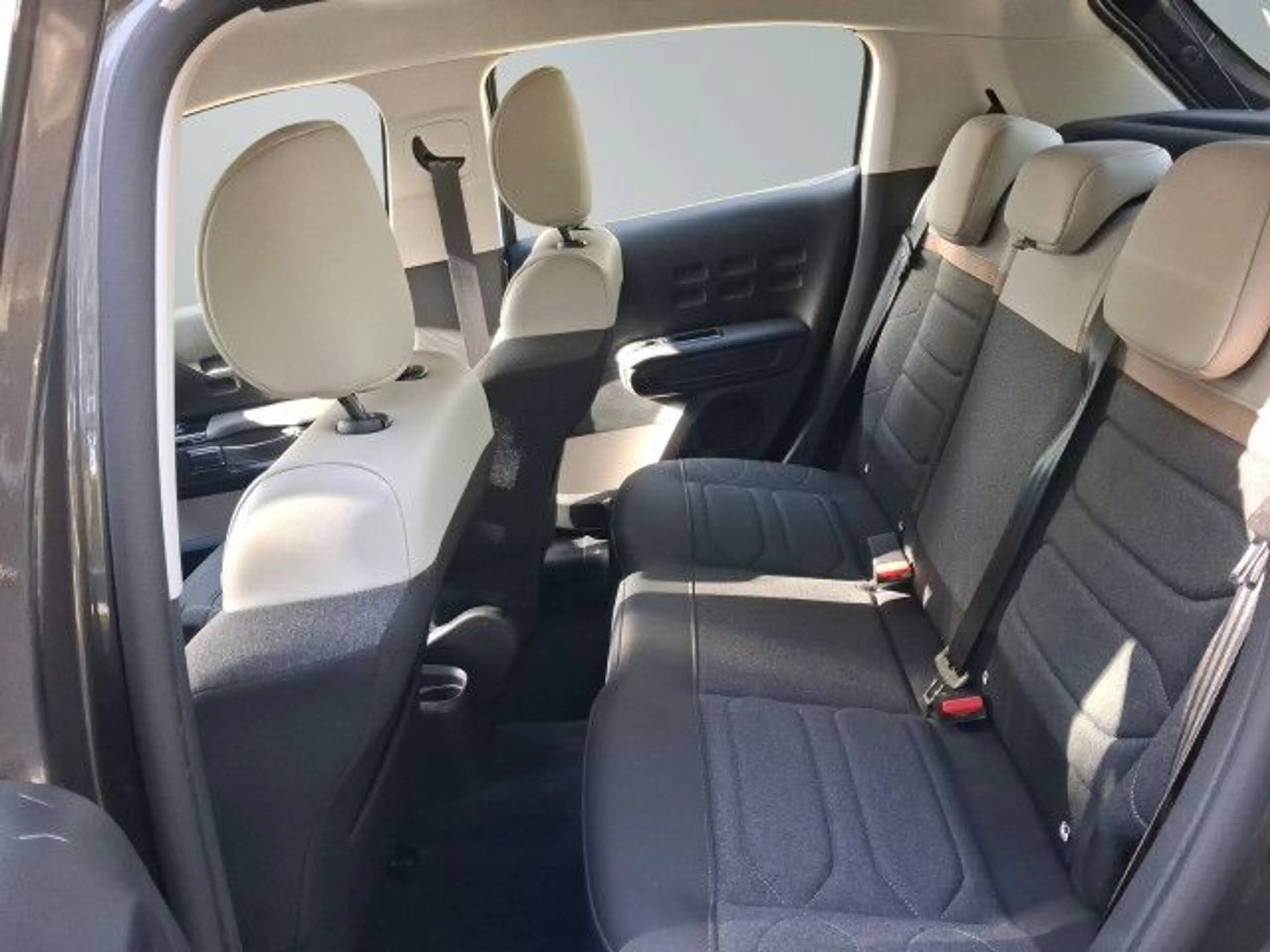 Citroen C35 C3 PT 83 PLUS CarPlay LED Bluetooth Klima — photo 14