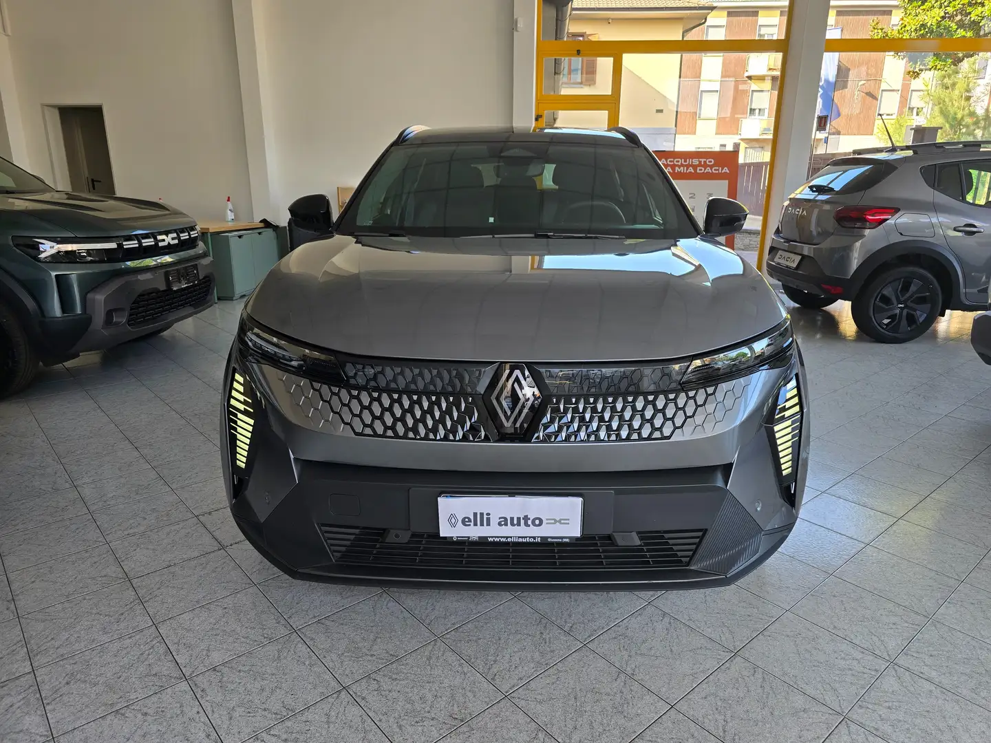 Renault Scenic E-Tech Esprit Alpine long range 220cv Grigio - 2