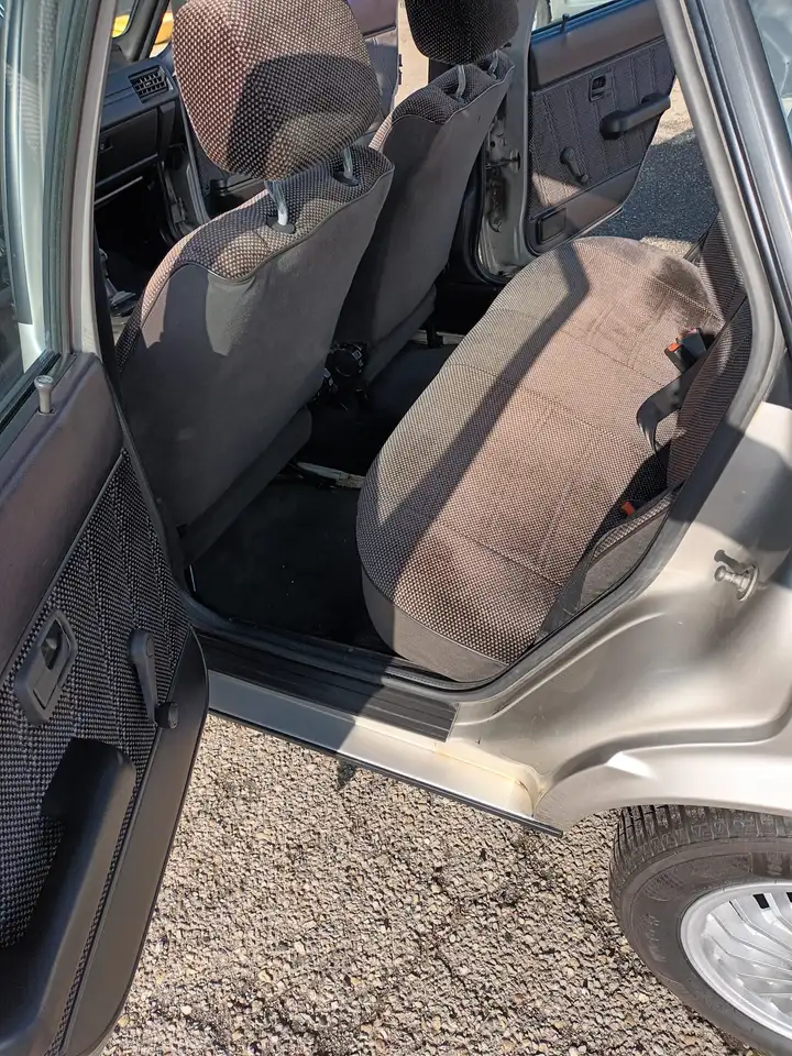 Audi 80 1.3 GL 4p, foto 7