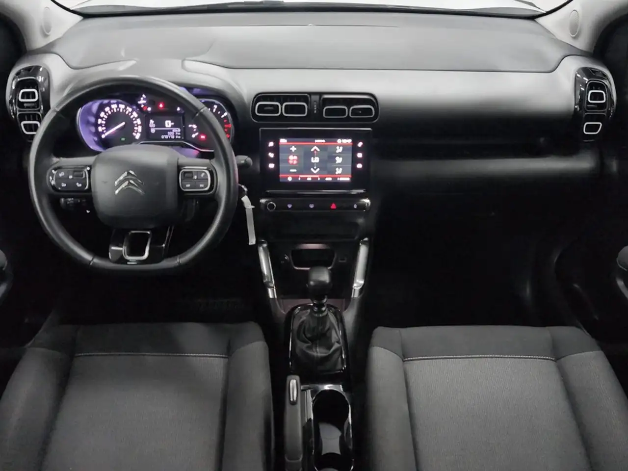 2024 Citroen C3 Aircross Puretech S&S Plus 110, photograph 8