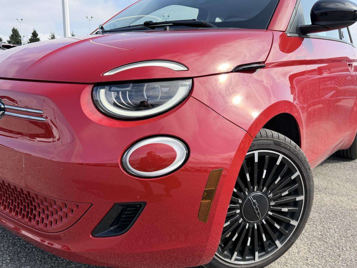 2025 Fiat 500e Édition (RED) — снимка 1