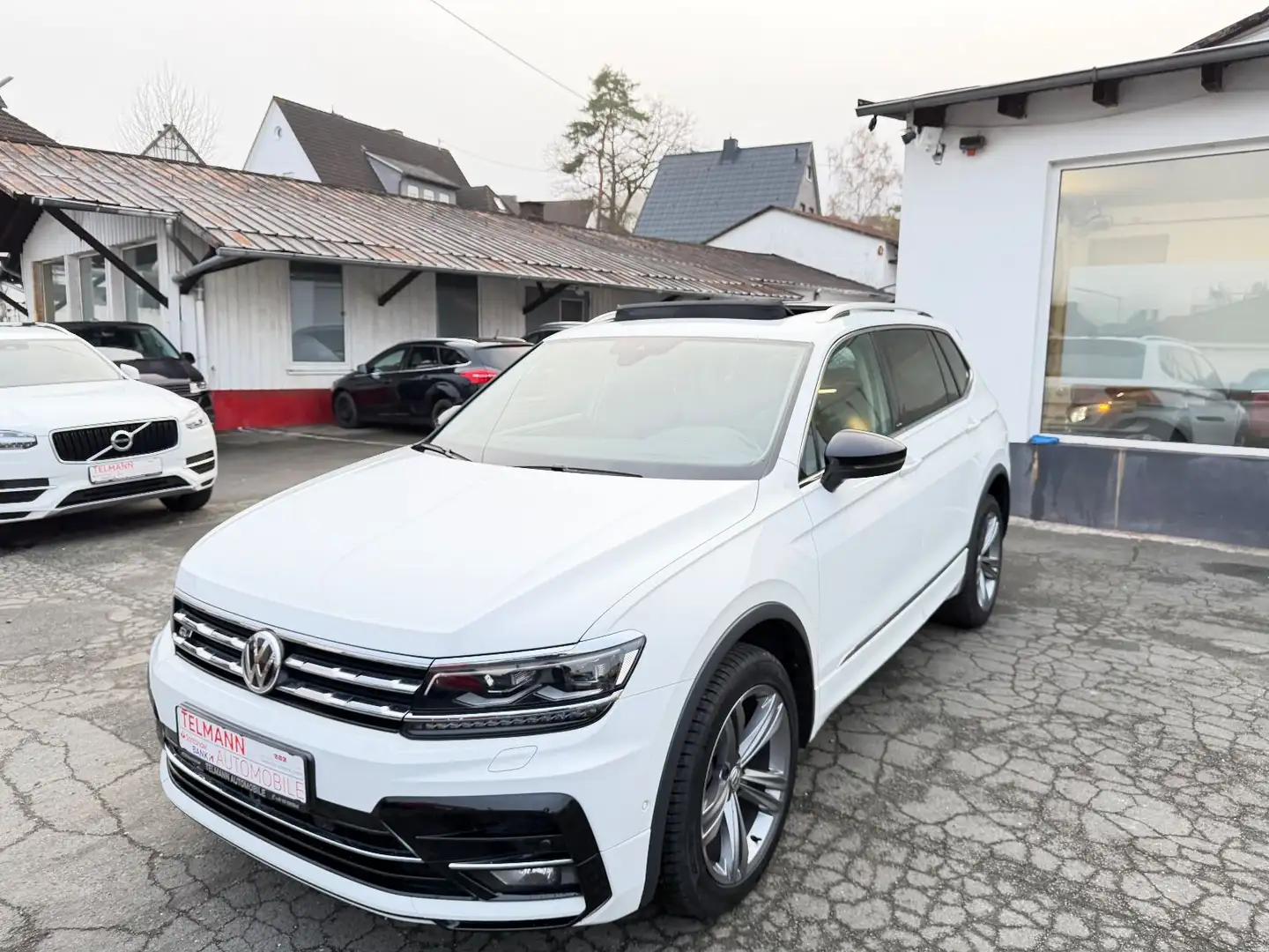 Volkswagen Tiguan Allspace /DSG/7-Sitzer/Led/AHK/Head-up/ Weiß - 1