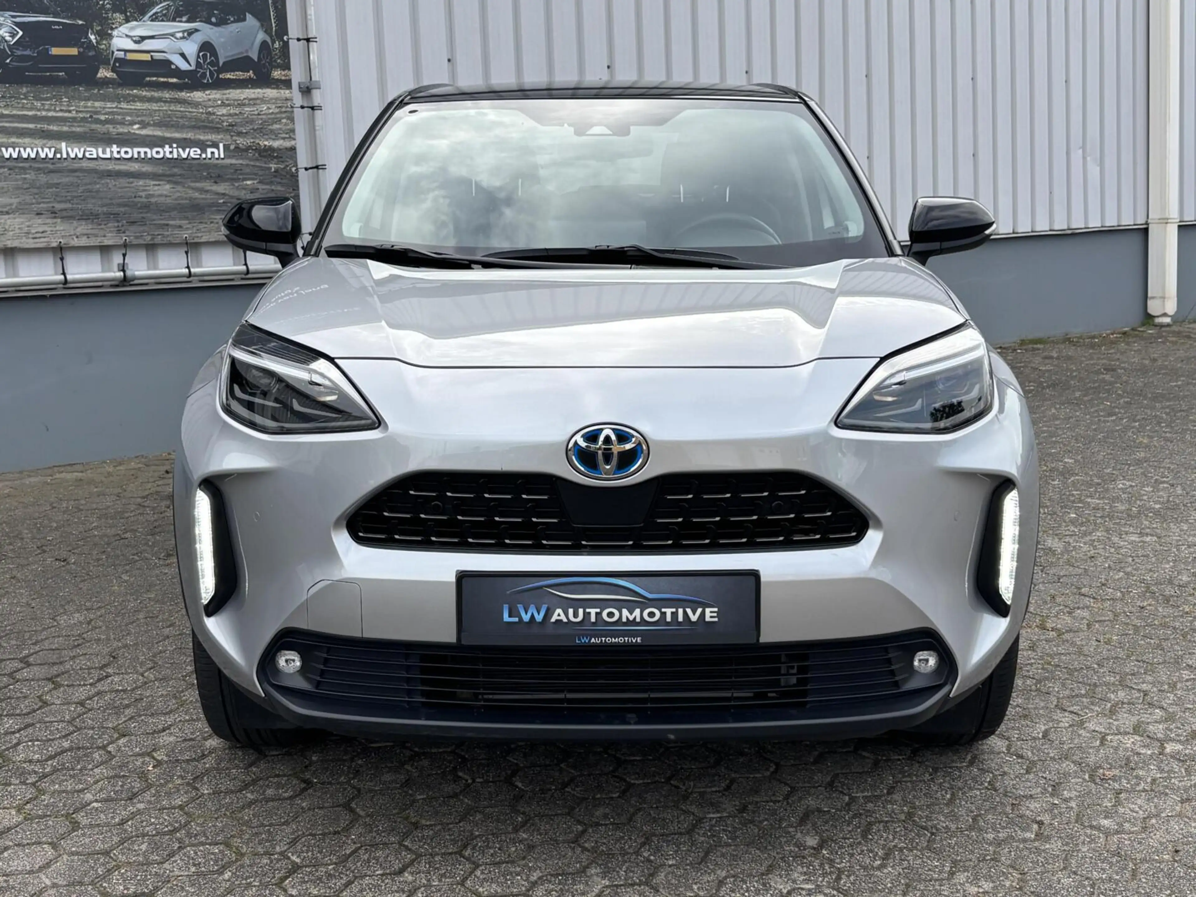 Toyota Yaris Cross 1.5 Hybrid Executive Bi-Tone | Pano | JBL | HUD | — photo 3