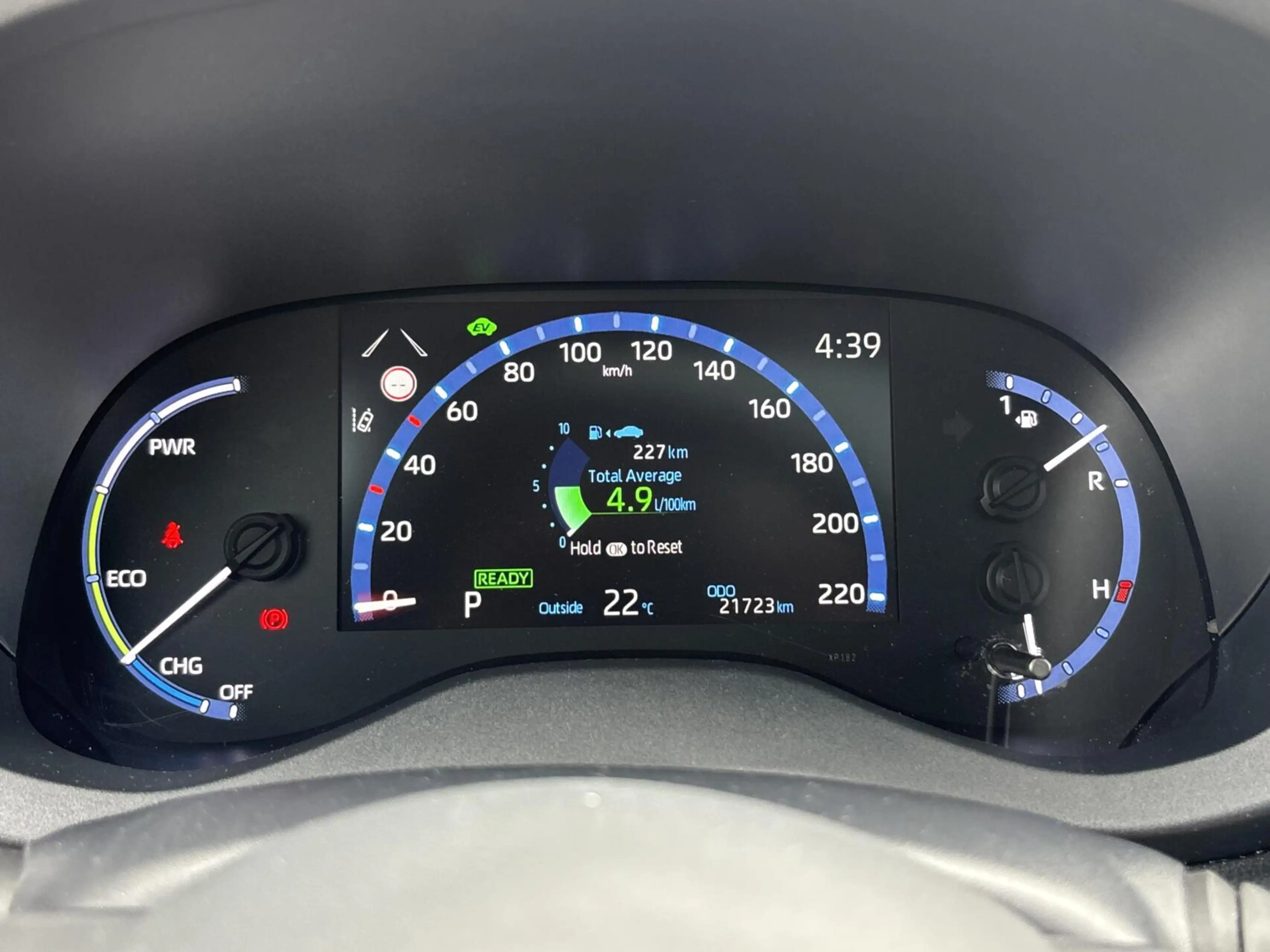 Toyota Yaris Cross 1.5 Hybrid Executive Bi-Tone | Pano | JBL | HUD | — photo 30