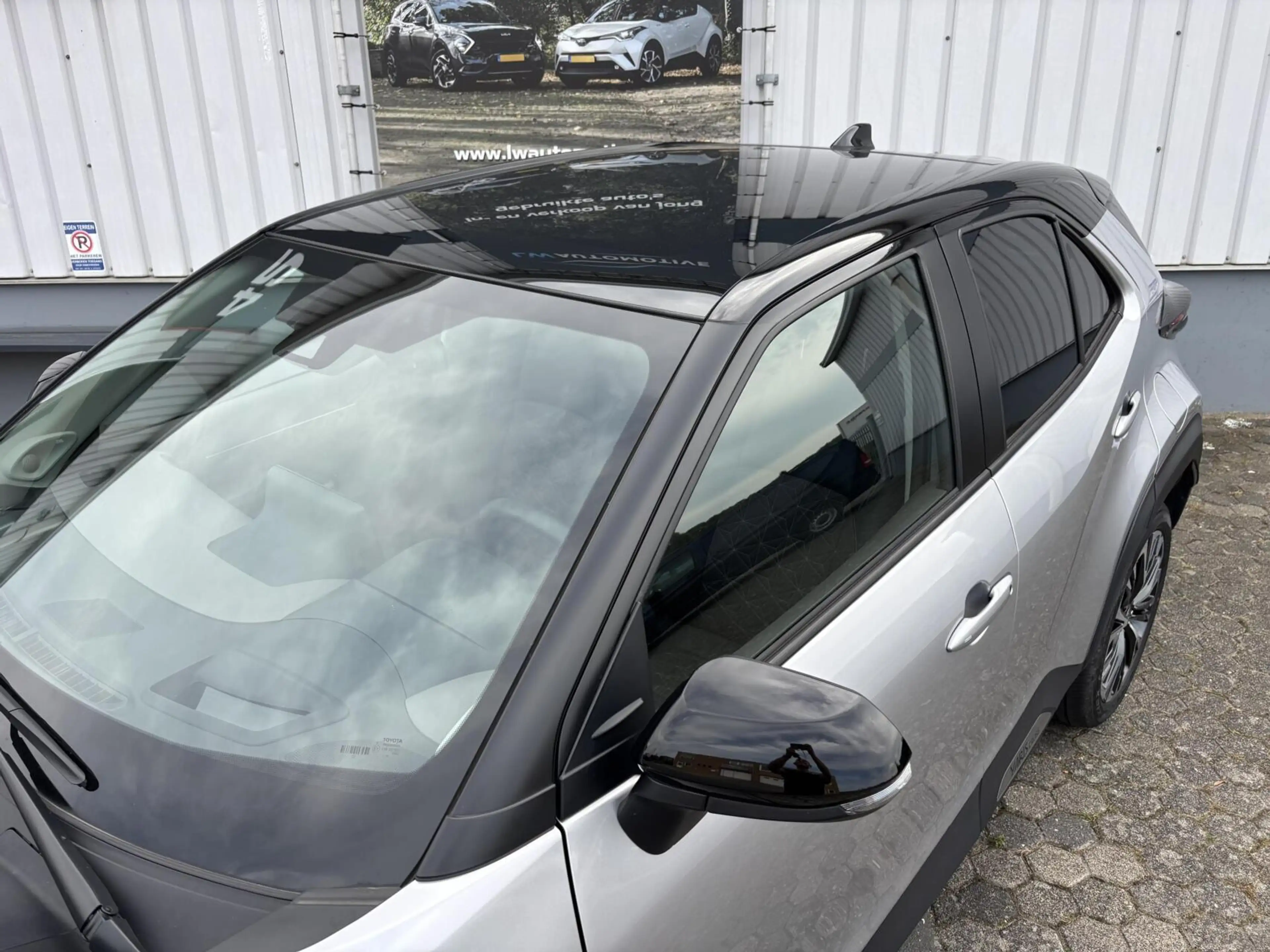 Toyota Yaris Cross 1.5 Hybrid Executive Bi-Tone | Pano | JBL | HUD | — photo 8