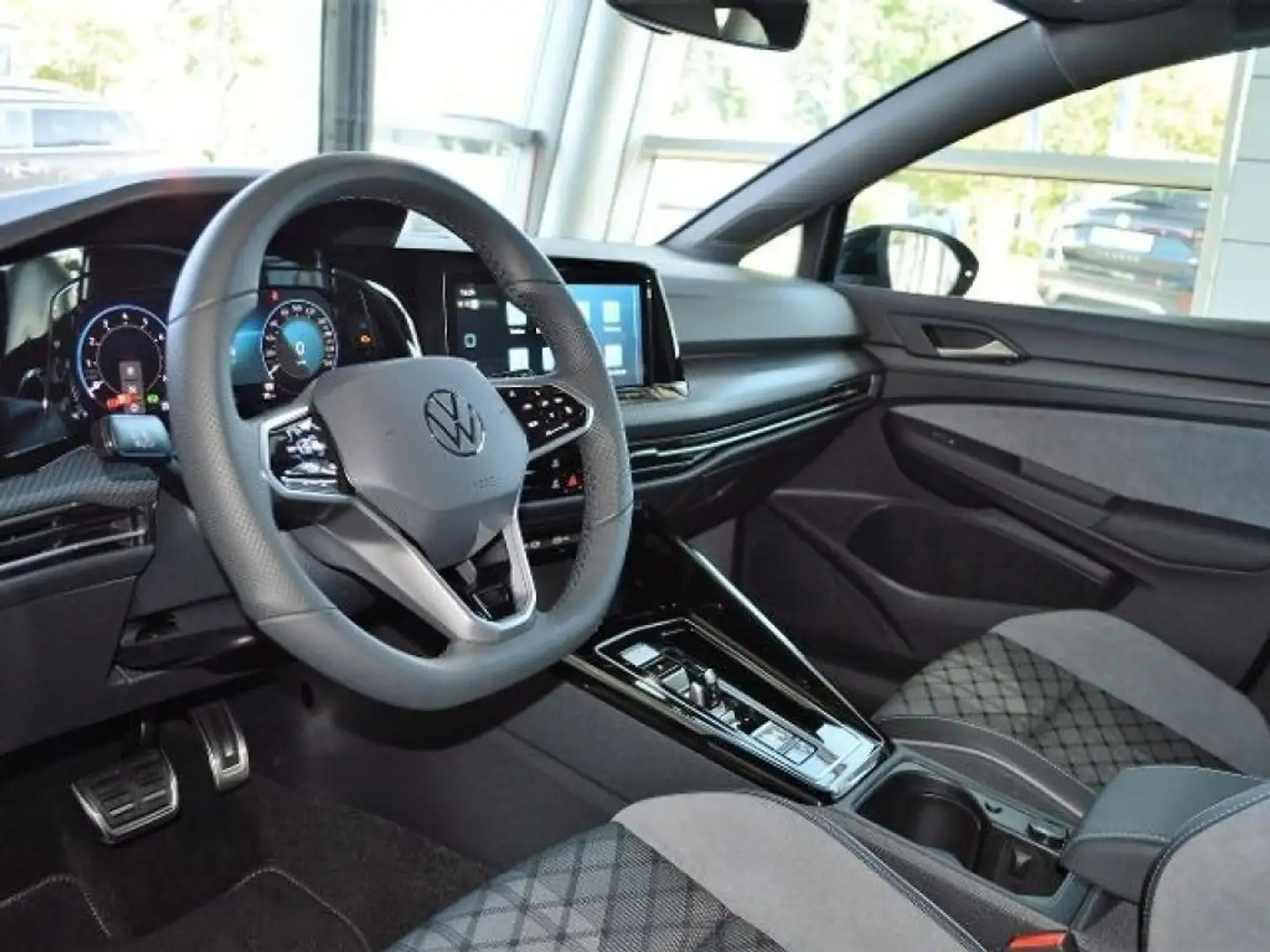 Volkswagen Golf 1.5 eTSI 150 CV EVO ACT DSG R-Line Nero - 2