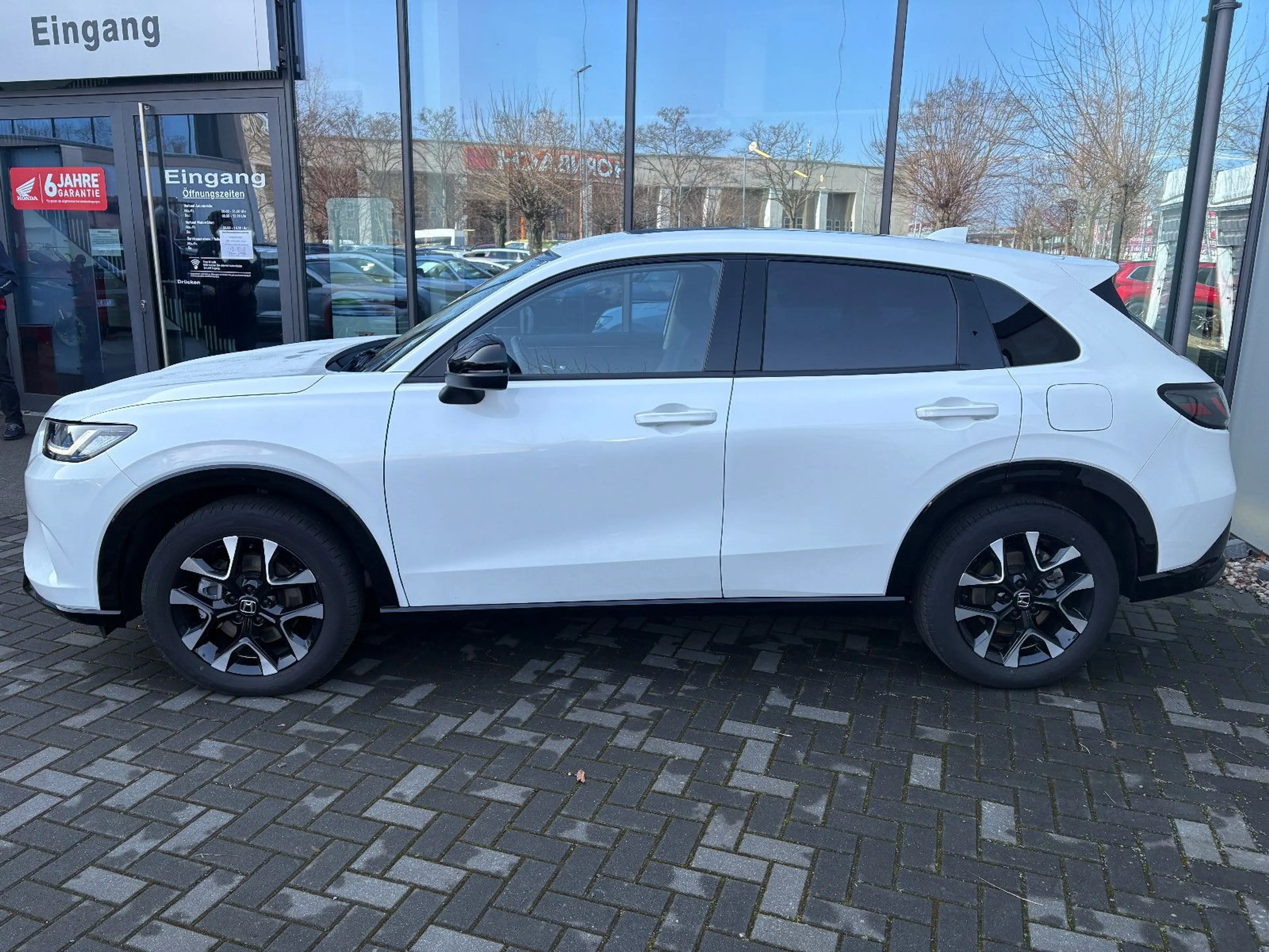 Honda ZR-V 2,0 e:HEV Advance AHK/Illumination/Black — photo 5