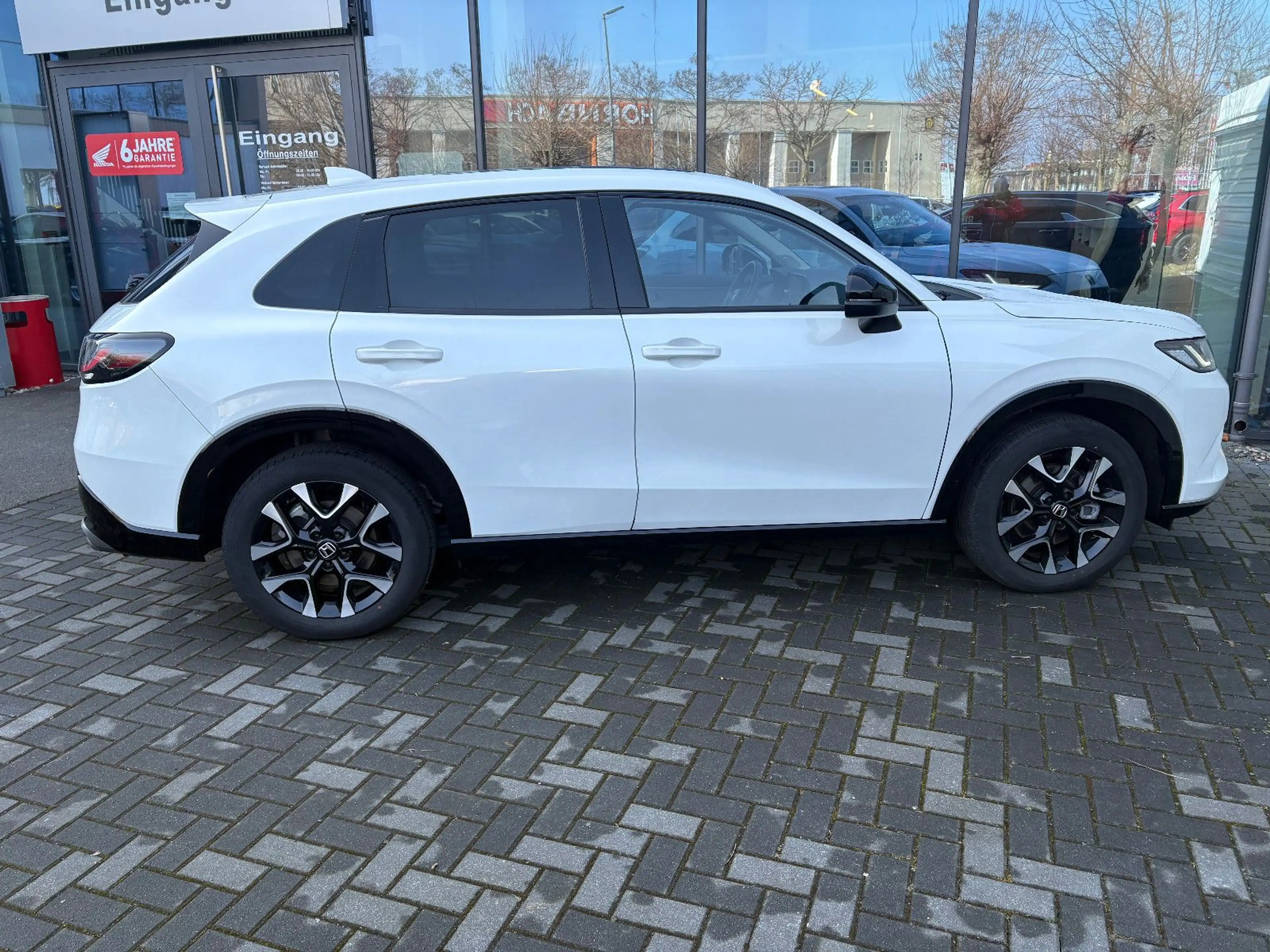 Honda ZR-V 2,0 e:HEV Advance AHK/Illumination/Black — photo 9