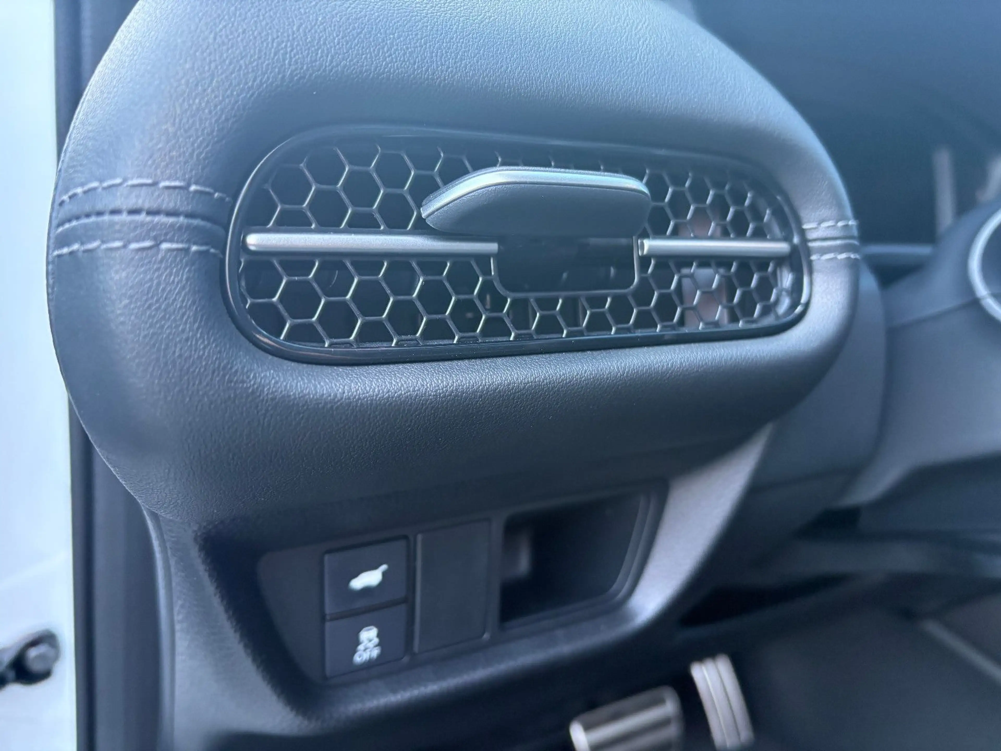 Honda ZR-V 2,0 e:HEV Advance AHK/Illumination/Black — photo 15