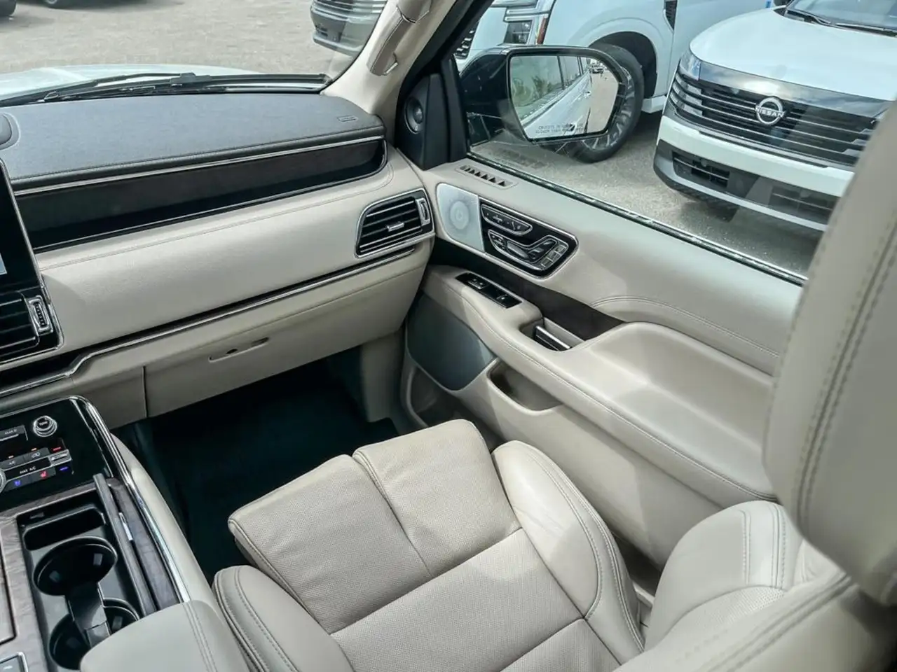 Lincoln Navigator снимка Lincoln Navigator
