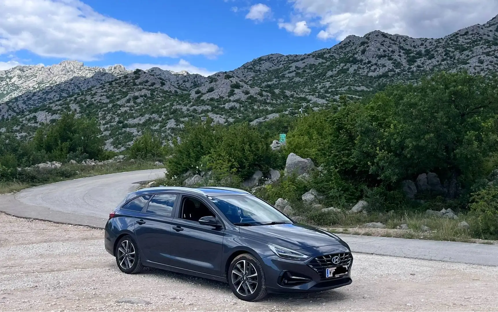 Hyundai i30 i30 CW 1,0 T-GDI Feel Good Feel Good Grau - 1