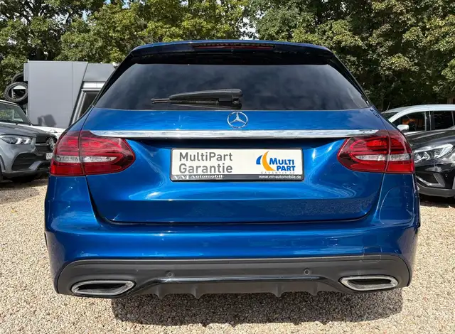 Mercedes-Benz 300 view 5