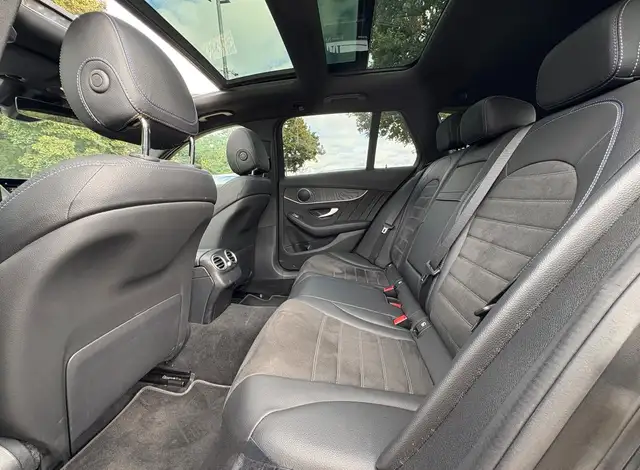 Mercedes-Benz 300 view 11