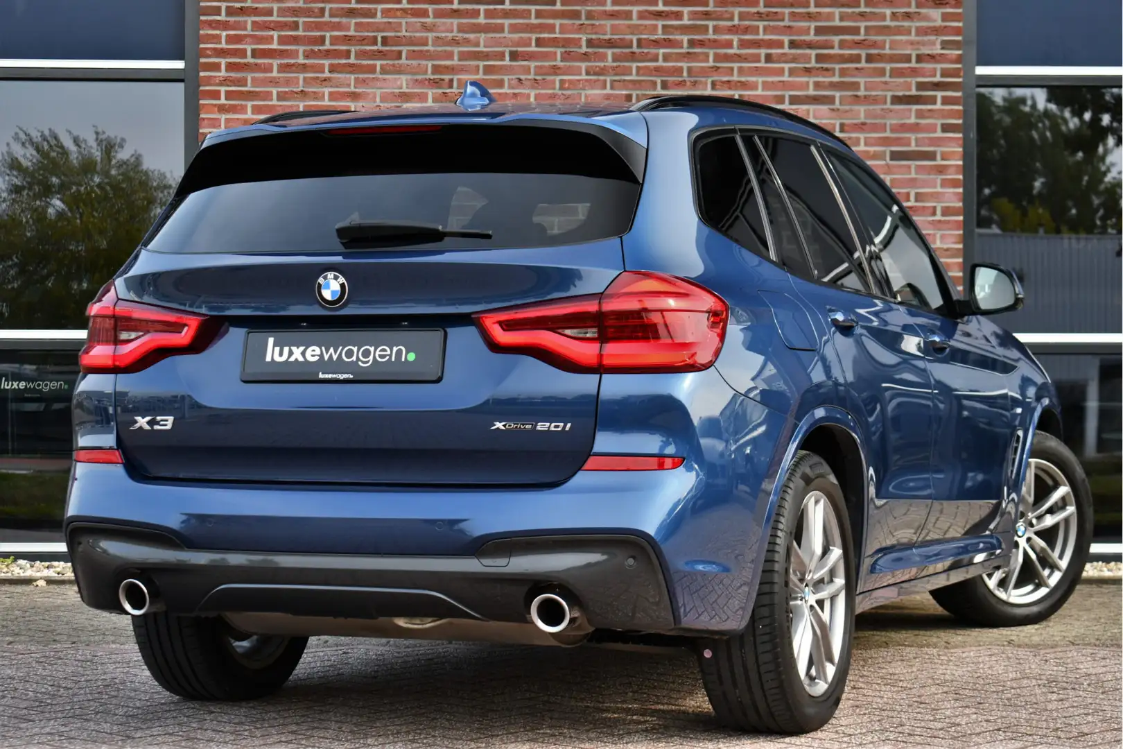 BMW X3 xDrive20i M-Sport Trekhaak HiFi Shadowline Gesture Blauw - 2
