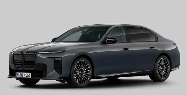 BMW 740