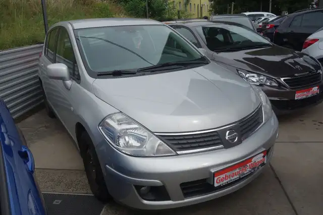 Nissan Tiida Acenta