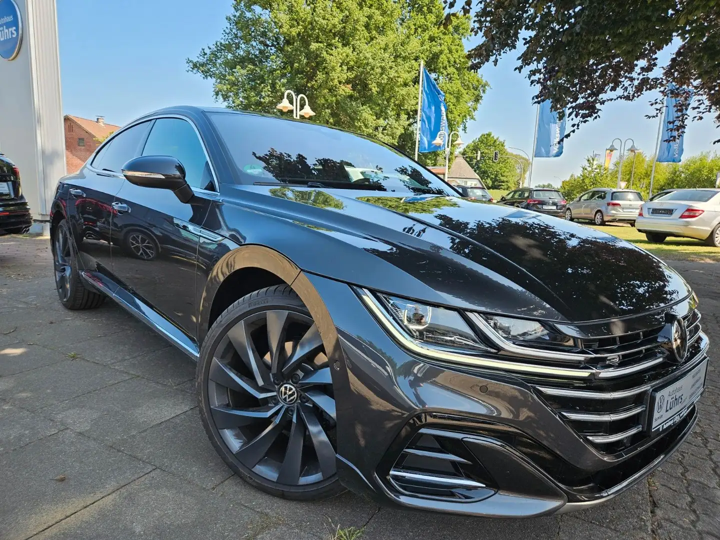 Volkswagen Arteon R-Line 2.0 TSI DSG AHK, Panorama, Garanti siva - 2