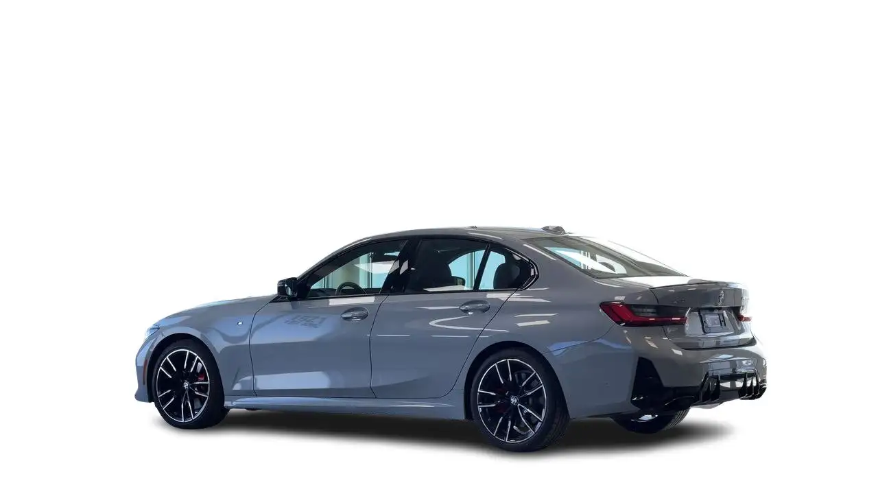 BMW 3 Series снимка BMW 3 Series