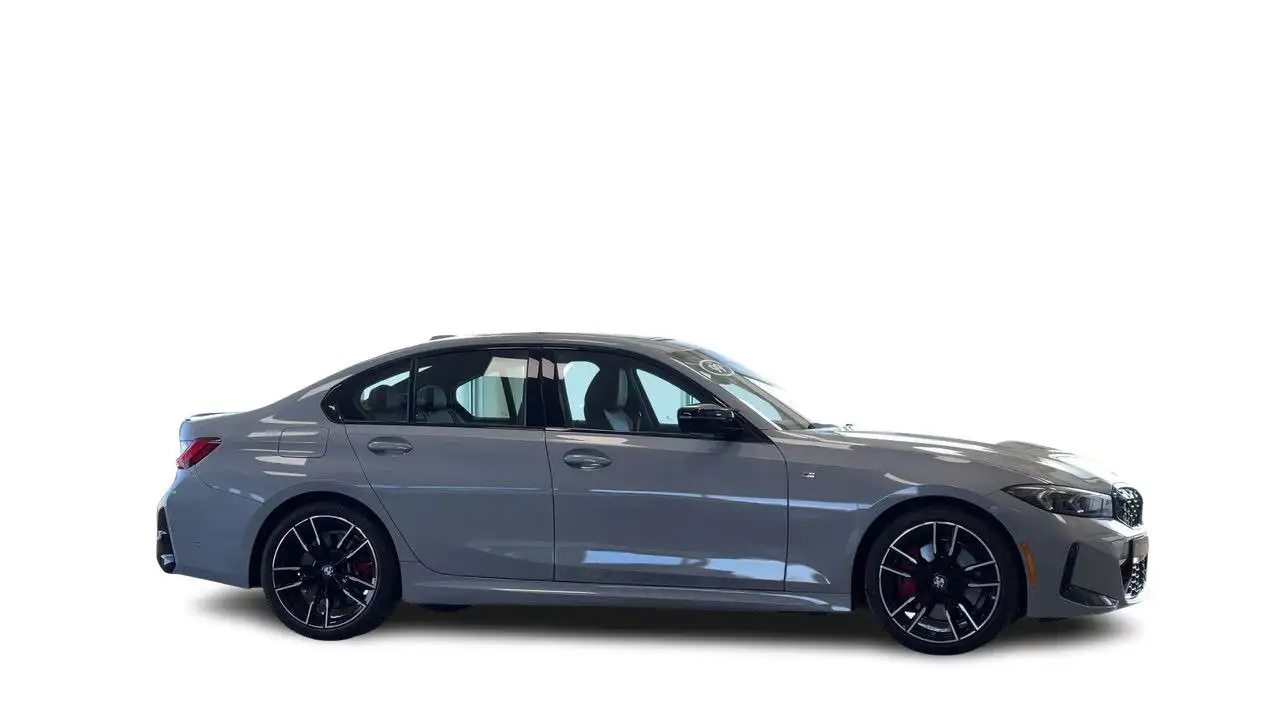 BMW 3 Series снимка BMW 3 Series