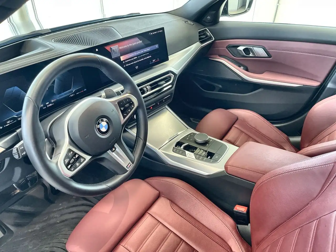 BMW 3 Series снимка BMW 3 Series