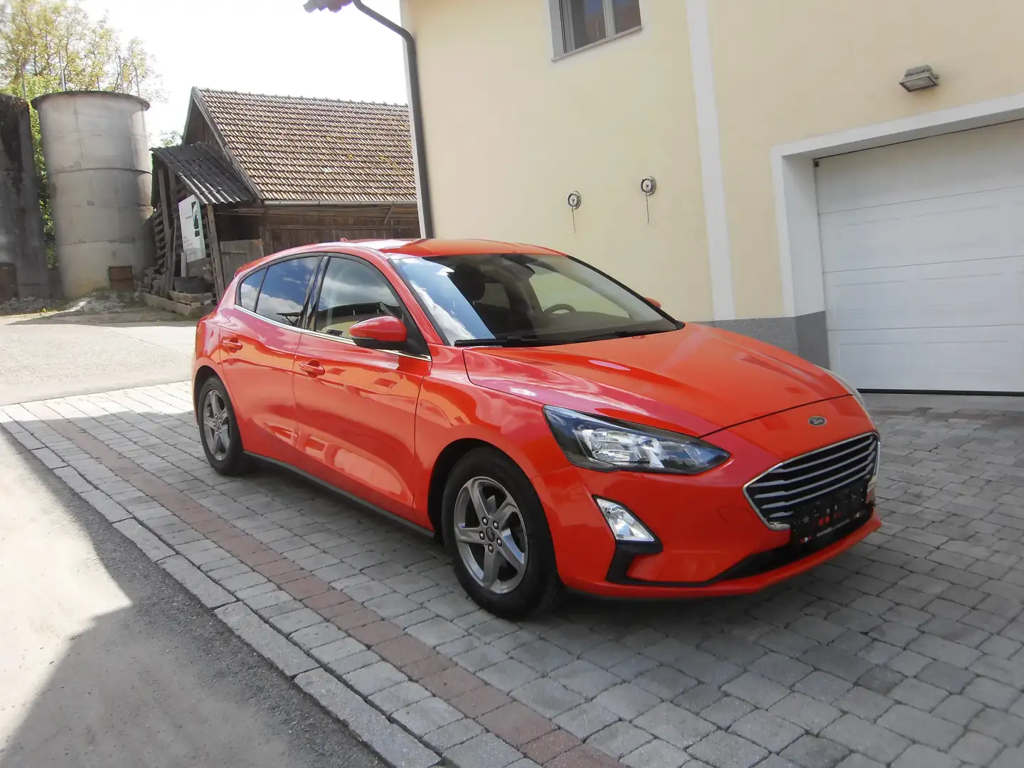 Ford Focus 1,0 EcoBoost Cool Rouge - 1
