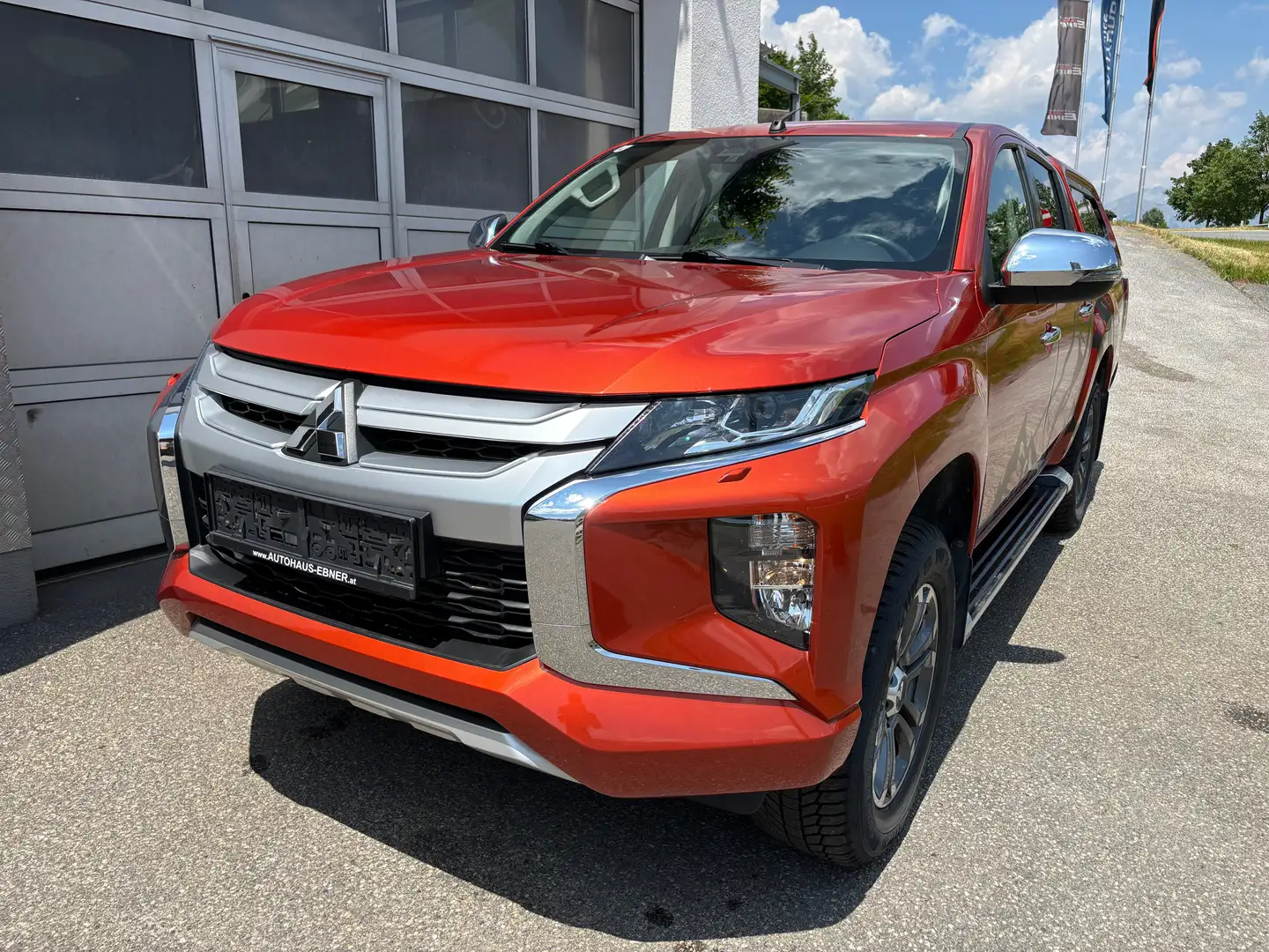 Mitsubishi L200 DK DI-D 2,2 Intense 4WD AT Orange - 1