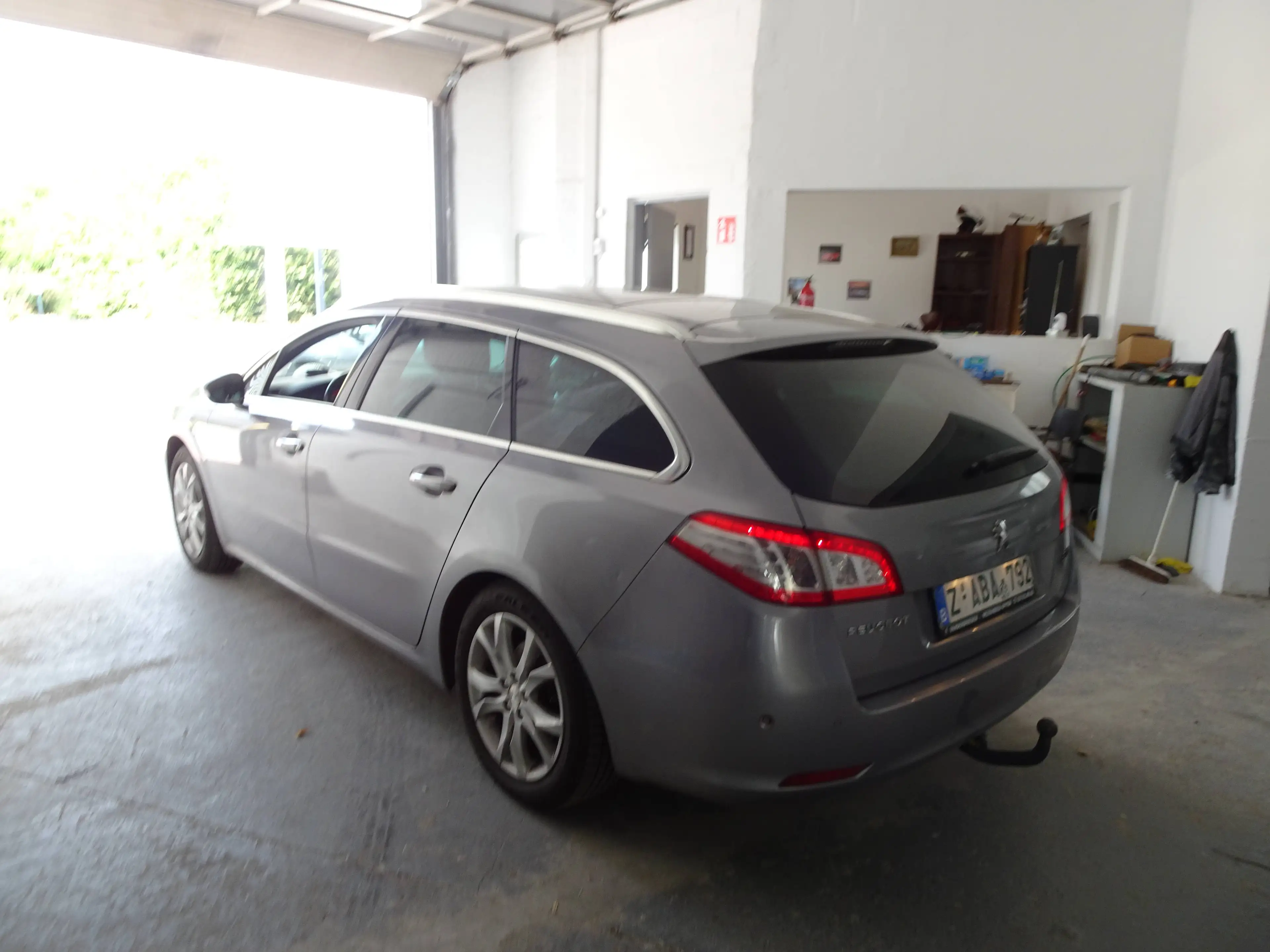 Peugeot 508 508 SW 1.6 BlueHDi Allure S — photo 9