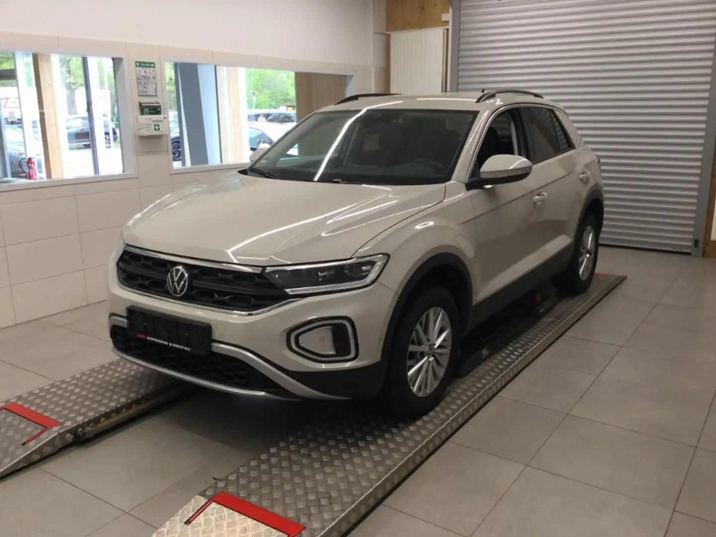 Volkswagen T-Roc Life 1.0 TSI LED PLUS KAMERA DIGITALCOCKPIT Grigio - 1