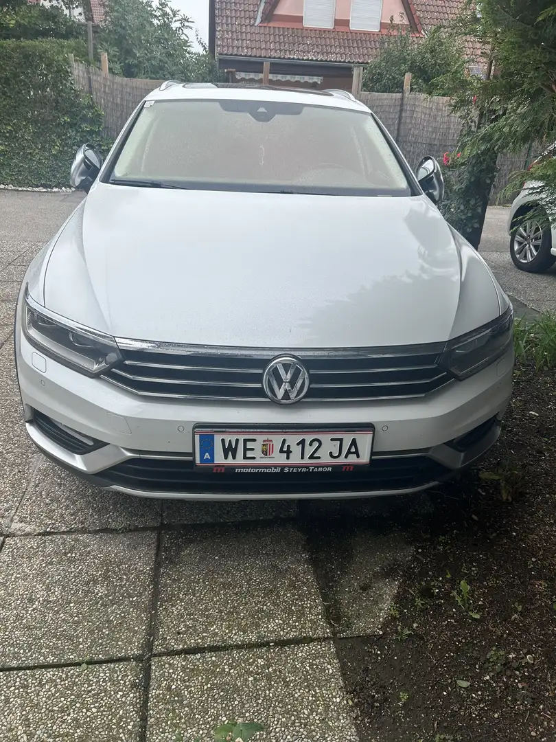 Volkswagen Passat Alltrack Perlmutweiss - 2