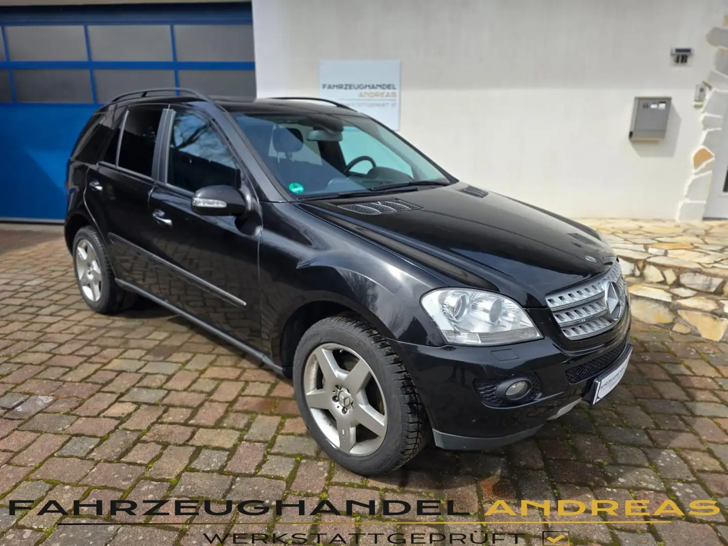 Mercedes-Benz ML 420 CDI 4Matic, AHK, 3,5to, Navi, Leder, Klima, Memory Negro - 1