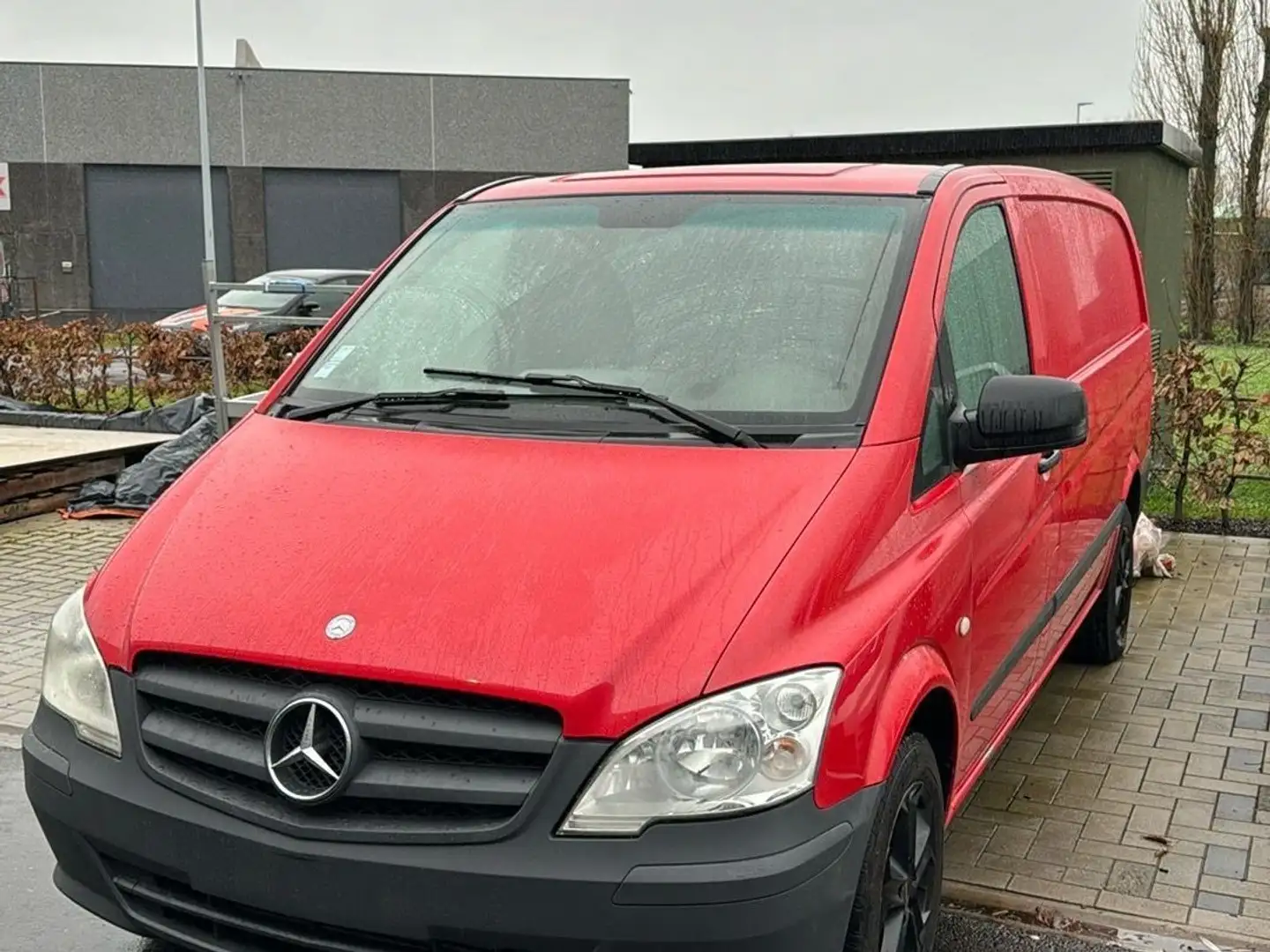 Mercedes-Benz Vito 122 CDI Lang Aut. Rouge - 1