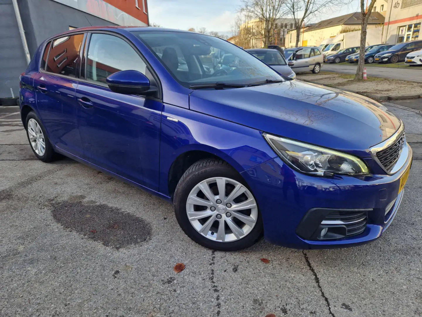 Peugeot 308 1.2  Style Edition 110 CV Garantie 12 Mois Bleu - 1