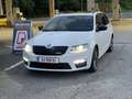 Skoda Octavia Combi 2.0 TDI (Green tec) DSG RS Weiß - thumbnail 1