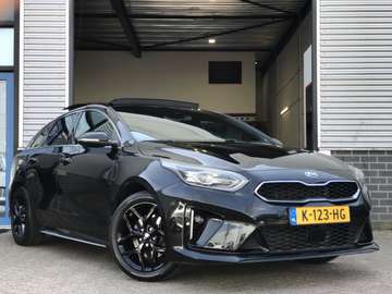 1.0 T-GDI GT-Line|Pano|Carplay|DAB+|Camera
