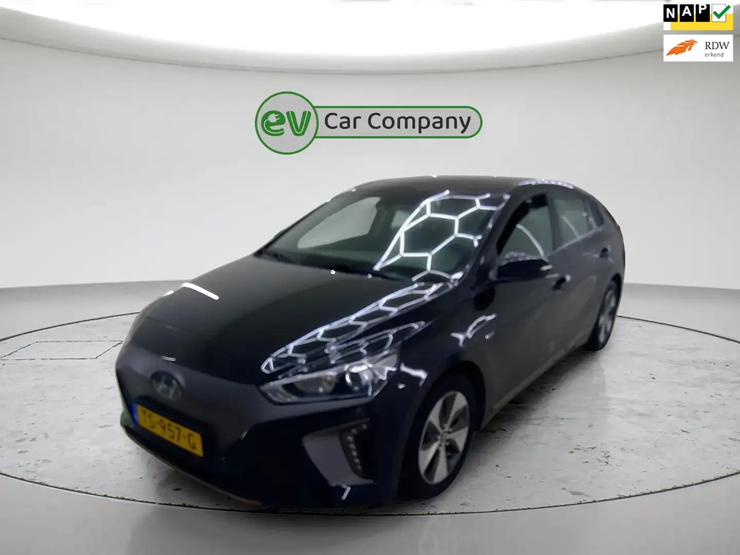 Hyundai IONIQ Comfort EV | SOH 84% | Camera |Incl. BTW | 1e Eige Negro - 1